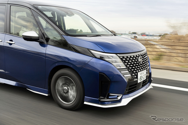 日産『セレナ AUTECH マルチベッド』