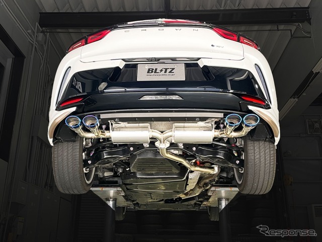 チタンカラーテールセット（VSR）装着例（モデリスタリヤスパッツ装備車）