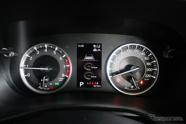 スズキ フロンクス AWD