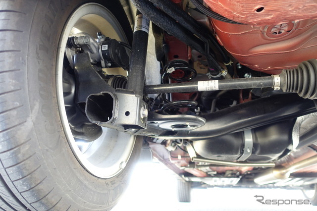 スズキ フロンクス AWD