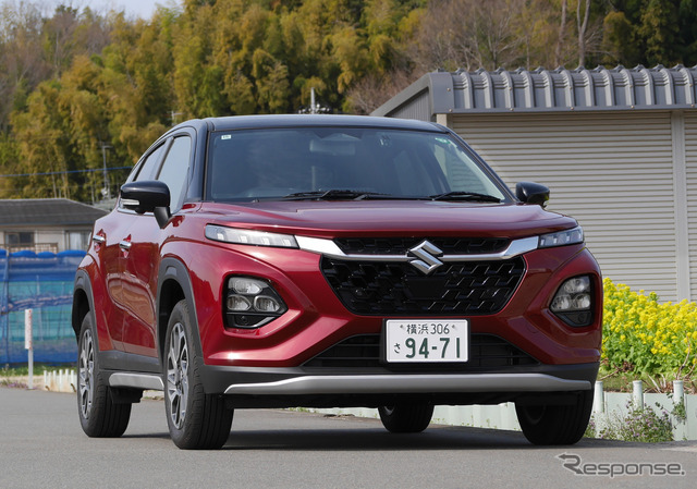 スズキ フロンクス AWD