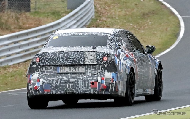BMW M3 EV プロトタイプ