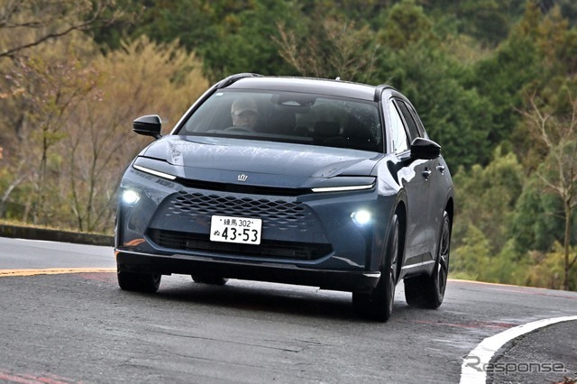 トヨタ クラウンエステート（PHEV）