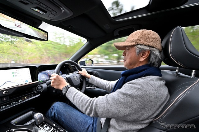 トヨタ クラウンエステート（PHEV）