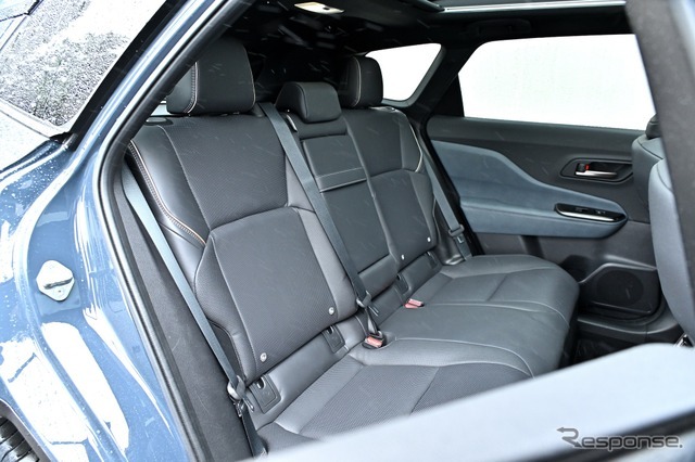 トヨタ クラウンエステート（PHEV）
