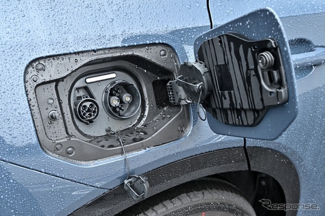 トヨタ クラウンエステート（PHEV）