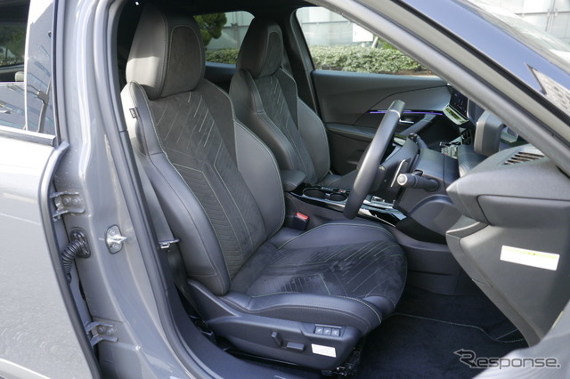 プジョー 2008 GT BlueHDi