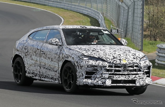 ランボルギーニ ウルス 改良新型のプロトタイプ