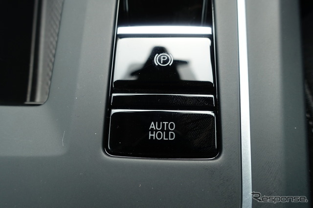 VW ゴルフヴァリアント eTSI アクティブ