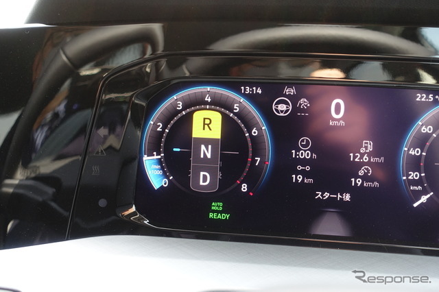 VW ゴルフヴァリアント eTSI アクティブ