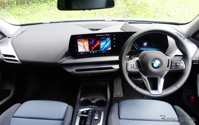BMW 1シリーズ 新型（120）