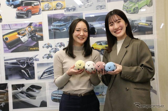スズキ ワゴンRスマイルのスタイリングを担当した長谷川尚実さん（左）とCMFを担当した山下百香さん（右）