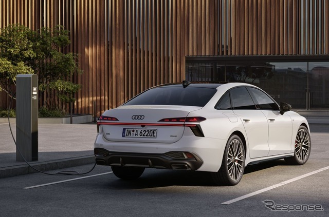 アウディ A6セダン e-ハイブリッドクワトロ