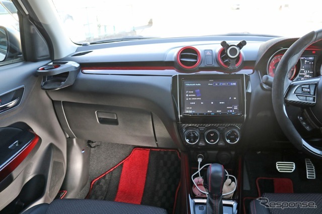 音に恋した静香さん、スイフトスポーツで手に入れた“聴きたかった音”とは？［car audio newcomer］by レジェーラ　前編