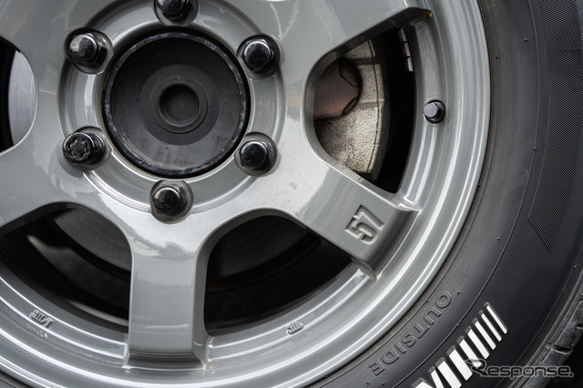 TOYOTA ハイエース × グラムライツ 57DR-X…レイズファンミーティング2025