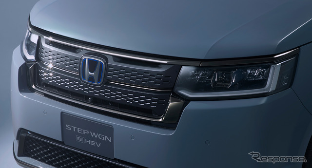ホンダ ステップワゴン e:HEV SPADA PREMIUM LINE BLACK EDITION