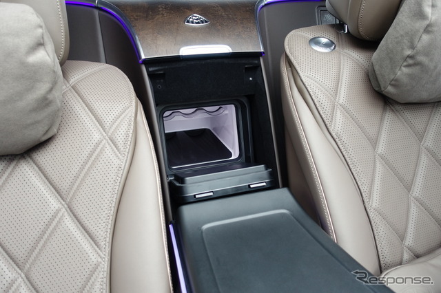 メルセデスマイバッハ EQS 680 SUV