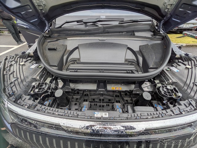 メルセデスマイバッハ EQS 680 SUV