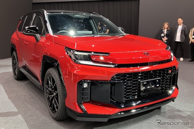 トヨタ RAV4 新型（GR SPORT）