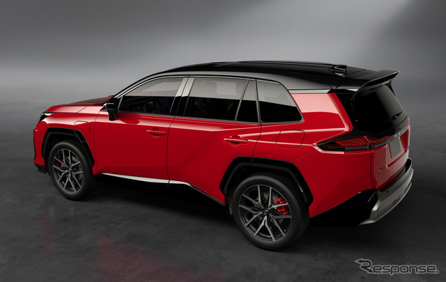 トヨタ RAV4 GRスポーツ