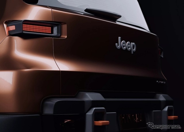 ジープ レネゲード 次期型の予想CG