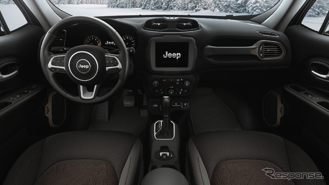 ジープ レネゲード 2023年型