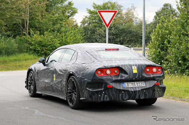 メルセデスAMG GT 4ドアEV のプロトタイプ