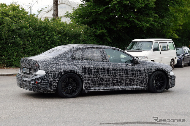 BMW M3 EV 市販型のプロトタイプ