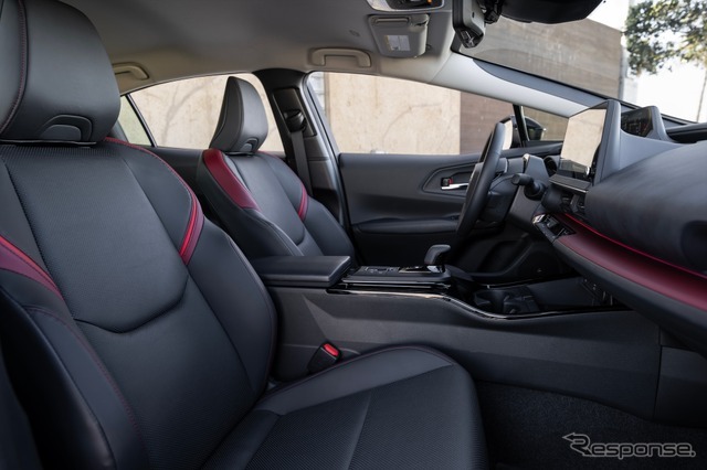 トヨタ『プリウスPHEV』の「XSE」グレード（米国仕様）