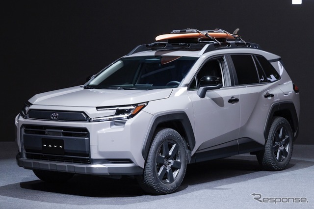 トヨタ RAV4 新型：Adventure