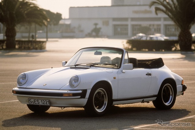 ポルシェ911SC 3.0カブリオレ（930）
