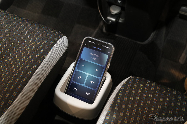DMH-SF600はApple CarPlay、Android Autoのワイヤレス接続にも対応