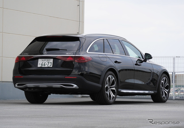 メルセデスベンツ E220d 4MATIC オールテレイン