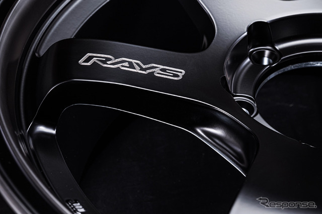 TE37SB Black Shadow LTD.