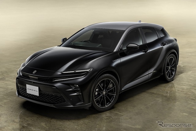 トヨタ クラウンスポーツ Z “THE 70th”