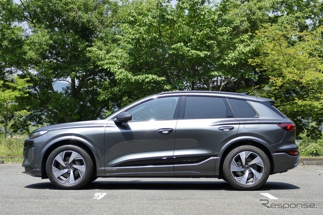 アウディ Q6 e-tron quattro advanced