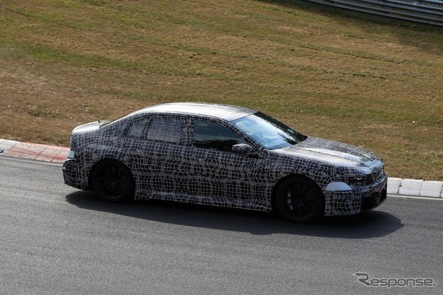 BMW M3 EV版のプロトタイプ