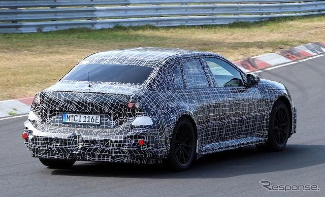 BMW M3 EV版のプロトタイプ