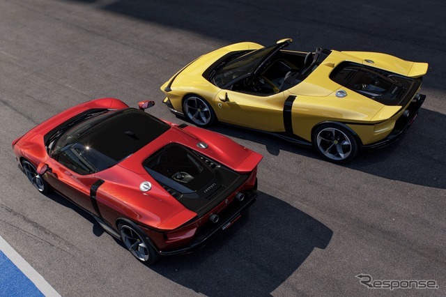 フェラーリ 849テスタロッサ・ベルリネッタ（赤）とスパイダー（黄）