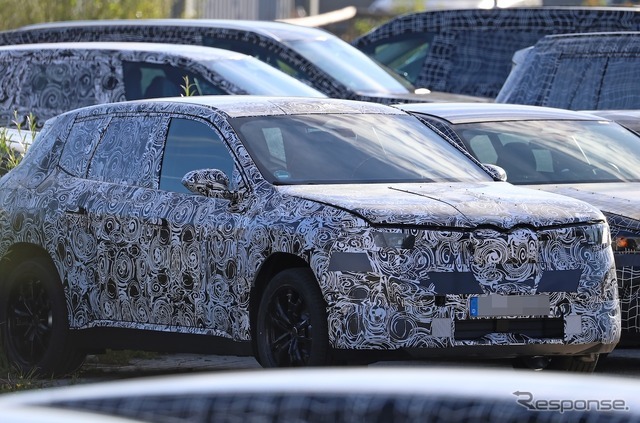 BMW X1 改良新型のプロトタイプ