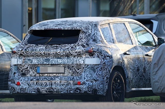 BMW X1 改良新型のプロトタイプ