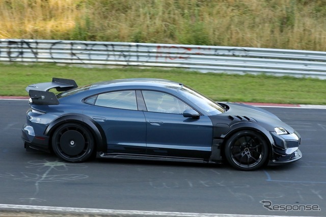 ポルシェ タイカンGT4 RS プロトタイプ