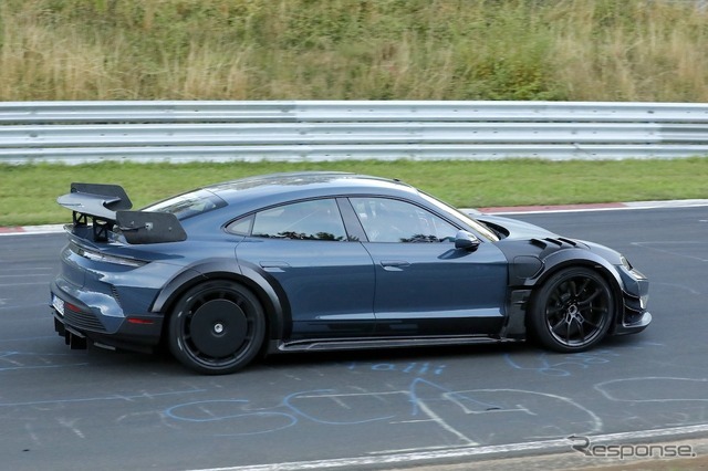 ポルシェ タイカンGT4 RS プロトタイプ