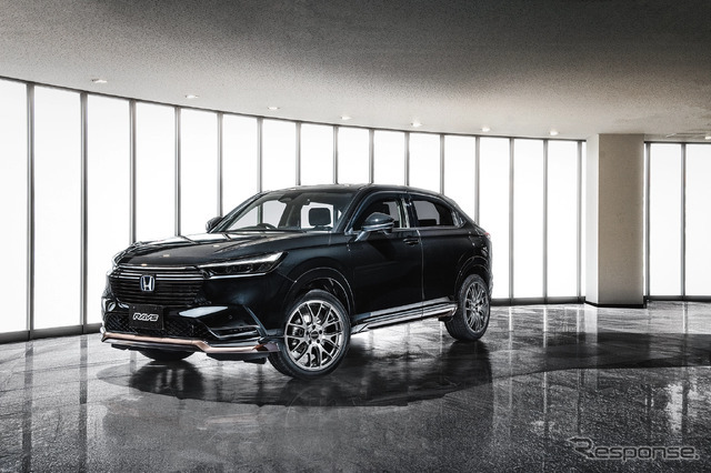 レイズ ホムラ 2x7FA-C × Hondaヴェゼル