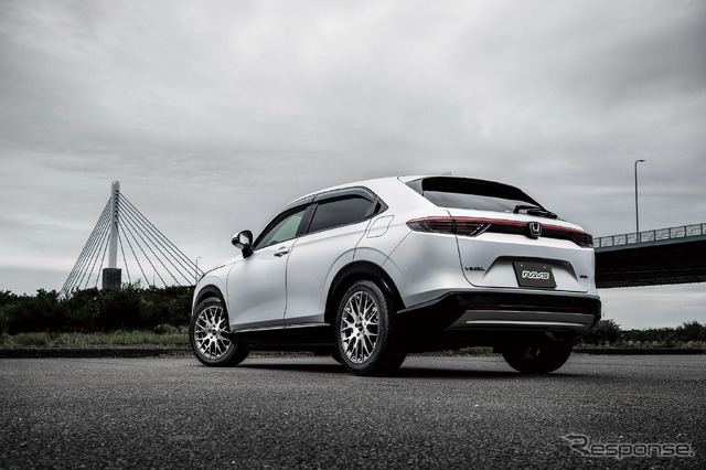 レイズ ホムラ 2x9R × Hondaヴェゼル