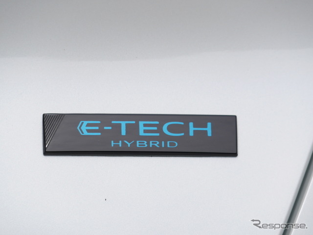 ルノー キャプチャー エスプリ・アルピーヌ フルハイブリッド E-TECH