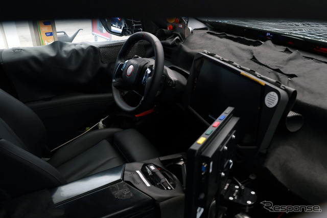 BMW iX5 次世代型のプロトタイプ