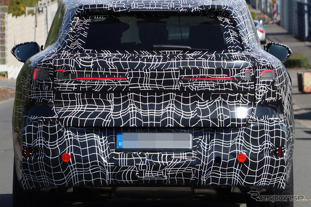 BMW iX5 次世代型のプロトタイプ