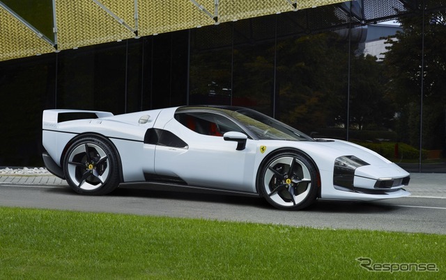 フェラーリのワンオフモデル『SC40』