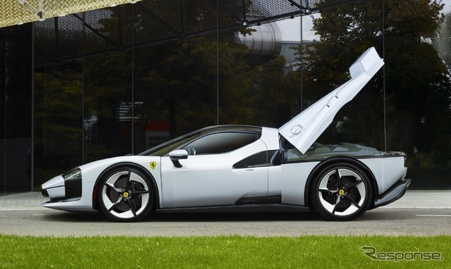 フェラーリのワンオフモデル『SC40』